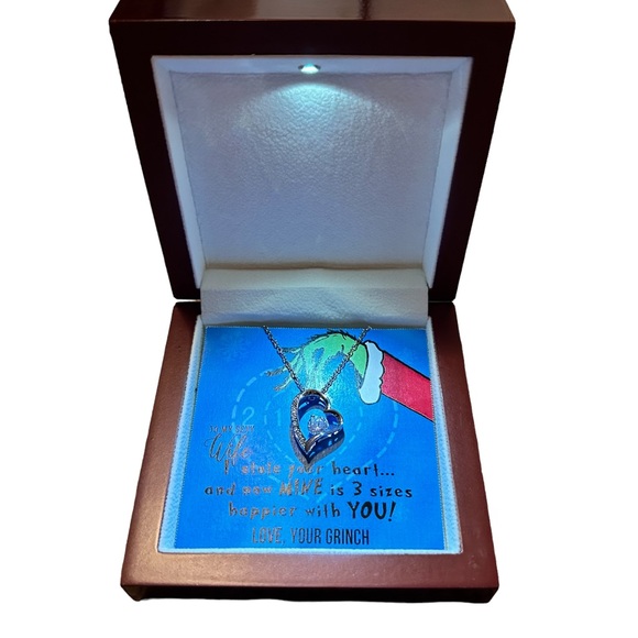 Christmas Necklace Love Pendant Jewelry with Message Card and Gift LED Box. - Picture 2 of 5